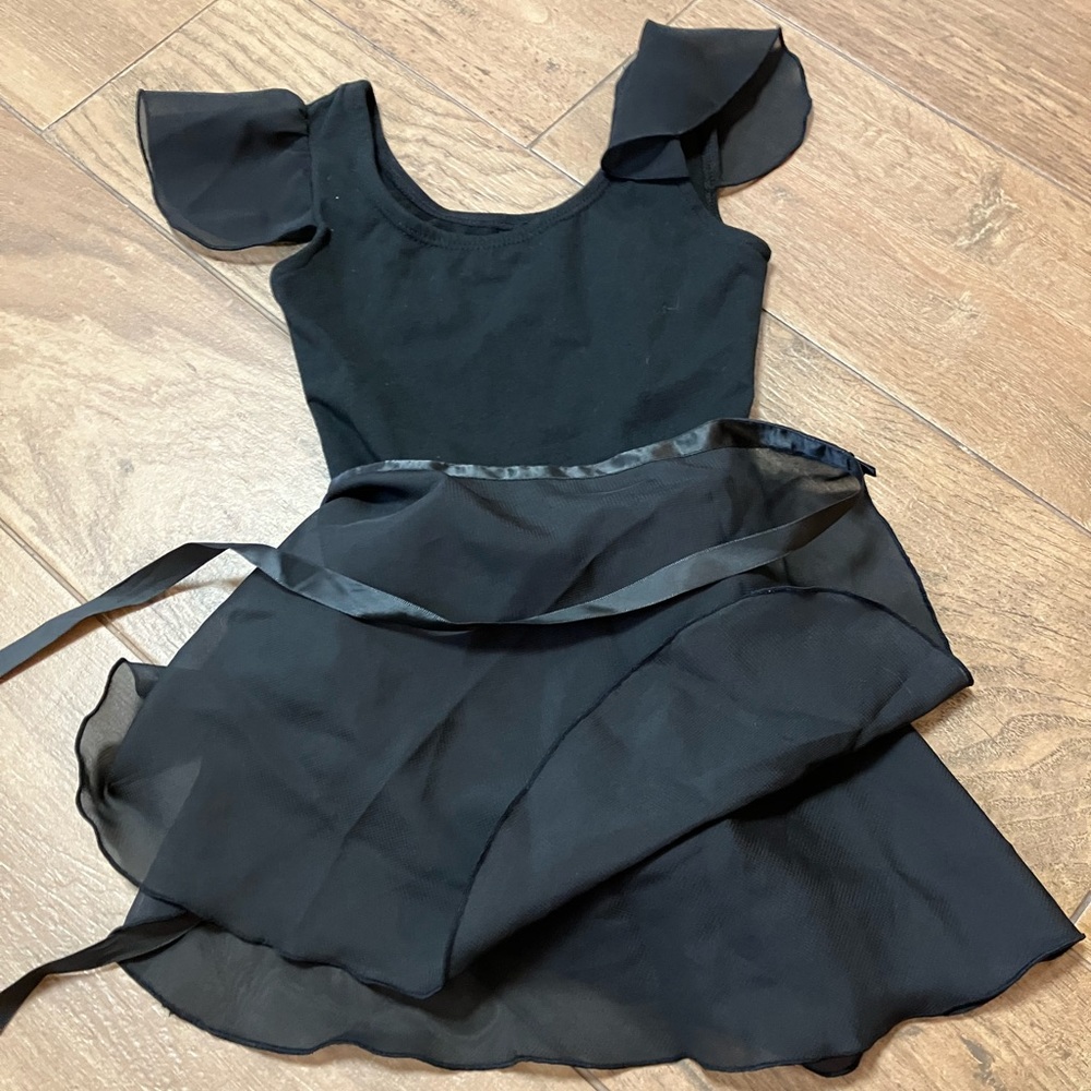Toddler black ballet 🩰 leotard & skirt